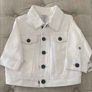 BABY GAP White denim jacket.